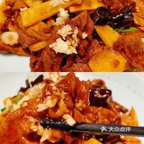 吃酥香烤鸭蘸蜜汁桃花酱