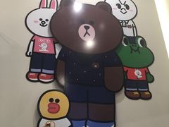 -LINE FRIENDS Garosu-gil Flagship Store