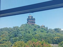 -七欣天香辣蟹火锅(南京建宁路大观天地店)