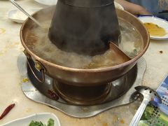 -盛元盛居传统炭火锅(绿园店)