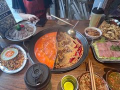 -萍姐火锅·公路夜市(武汉首店)