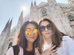 -文艺复兴百货(米兰大教堂广场店)