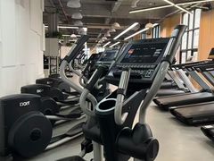 -岩顶健身(玄武店)