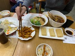 -蓉李记成都名小吃(武汉菱角湖万达店)