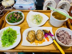 -卓玥国际月子会所(罗山路店)