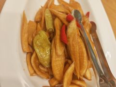 -海派美食·家宴海鲜青岛菜·石锅鲽鱼头(东方城店)