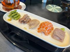 -HOMES上海本帮菜(襄阳公园店)