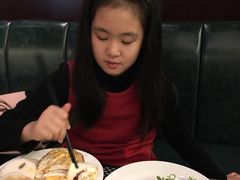 -宜昌均瑶国际酒店(宜昌CBD购物中心夷陵广场店)