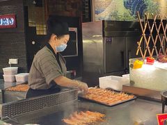 -四海一家自助餐(益田假日广场店)