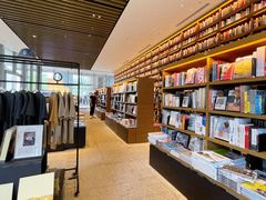 -茑屋书店(天目里店)