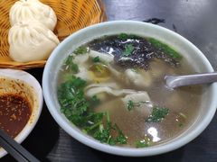 牛肉馄饨-郑家包子牛肉拉面(尚勤路店)