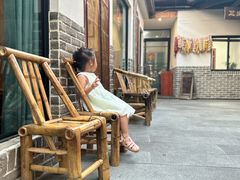 -李东农庄(中南百草园地标店)