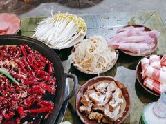 -黄潇洒老火锅(九眼桥宏济巷店)