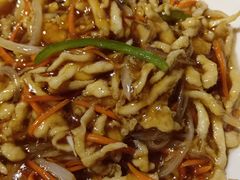 -老街坊美食汇(玉兰大街店)