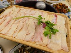 -贵厨酸汤牛肉(花果园国际中心店)