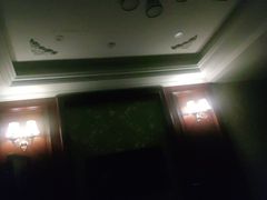 -水尚丽都