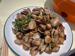 -嗨辣小聚·盘锦河蟹·海鲜烧烤龙虾(盘锦十年好店)