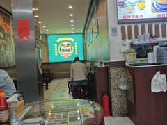 -广信牛奶甜品世家(台东店)