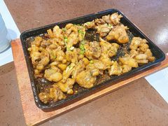 铁板牛蛙-一棠龙虾•王牌虾球(光谷天地店)