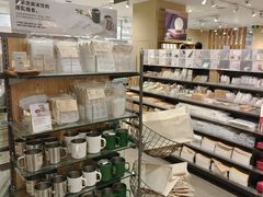 -MUJI无印良品(鑫嘉汇购物中心店)