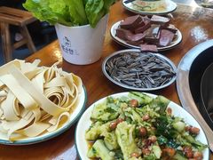 -曹丞相·地锅鸡·地锅鱼(武林店)