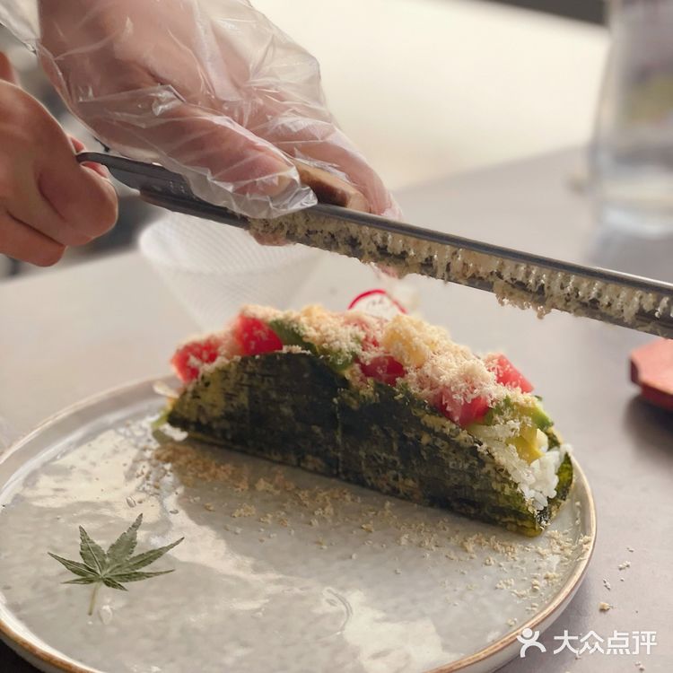 Moonfarm月亮农场｜后现代设计新派日料