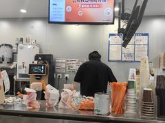 -沪上阿姨·精选茶饮(十一经路店)