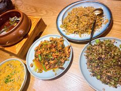 -麦麦山云南菜(复地活力城店)