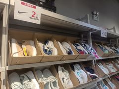 -唯品会(北京国瑞城店)