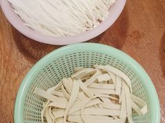 -重庆鸡公煲·青锅花椒鱼(牡丹江路店)