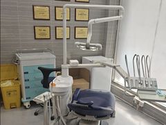 -上海仁爱医院口腔科 · 种植
