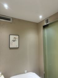 -HEYAN荷妍专业脱毛连锁机构