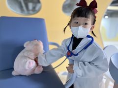 -蓝鲸奇亲子游泳俱乐部