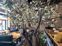 -山有花啡餐厅(常营总店)