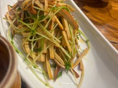 -亮欢寨酸汤鱼(沙冲路店)