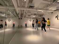 -HI dance 舞室