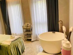 -新蝶变皮肤管理中心