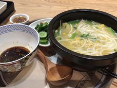 -妈妈故事米线(市府恒隆店)
