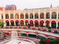 -佛罗伦萨小镇广佛名品奥特莱斯(疏港路店)