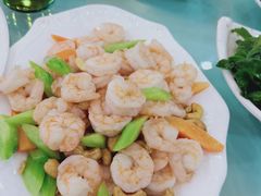 -万源龙顺度假庄园生态观光园