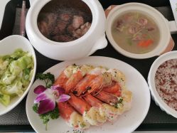-爱月坊产后护理中心(万达店)