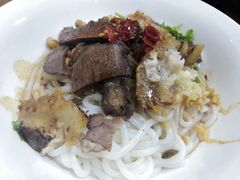 -牛八宝桂林米粉(八里庄店)