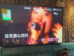 -最先生·烧烤·火锅·音乐聚会餐厅(大悦城店)