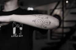 -729CLUB美式风格纹身店