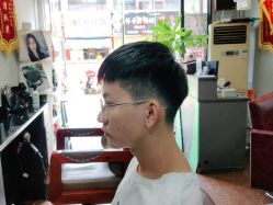 -乾健·烫染·接发SALON