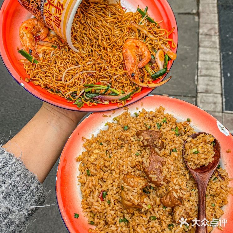 鹿晗诚不欺我‼️这家烧菜火锅我直接吹爆好吗