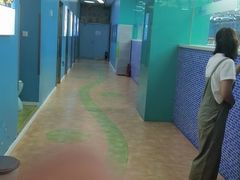 -Swim斯卫姆国际儿童游泳中心(红博中央公园店)