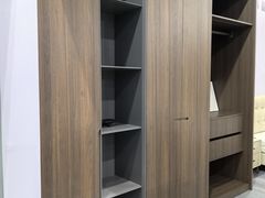 -上海跨国采购会展中心