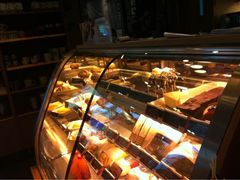 -星巴克臻选(济南恒隆店)