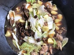 -粘豆包柴火铁锅炖